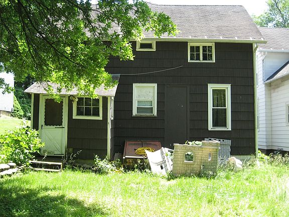3rd image of 236 E Payne Ave