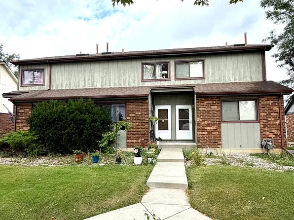 658 Rosner Dr, Roselle, IL 60172