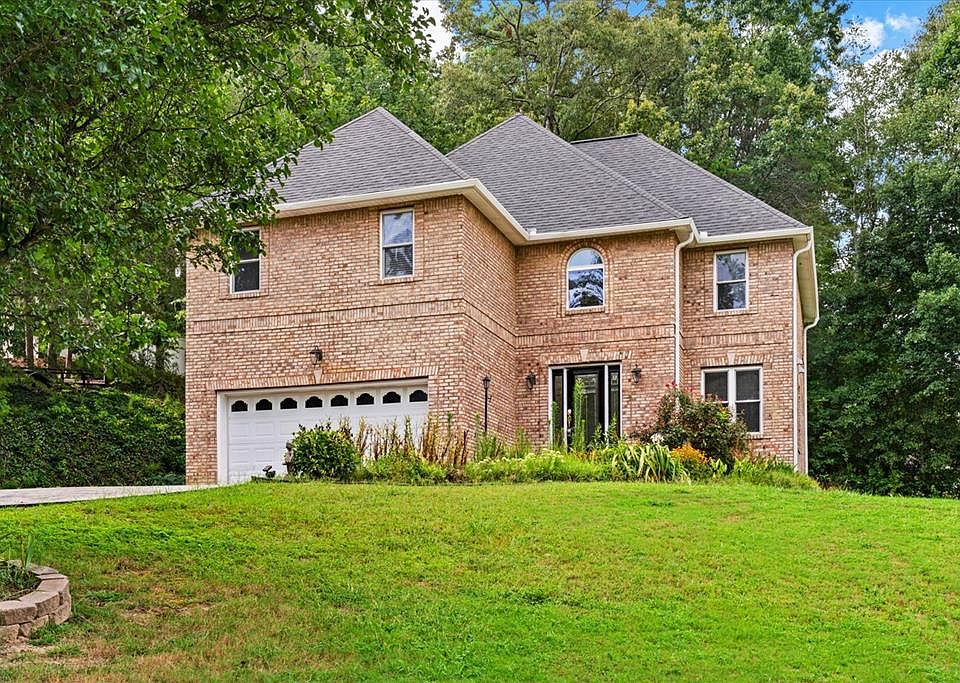 1st image of 3218 Leona Dr