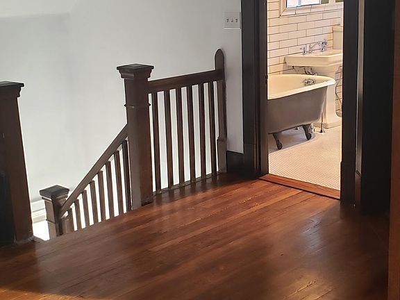 2nd image of 800 E Armour Blvd Floor 3