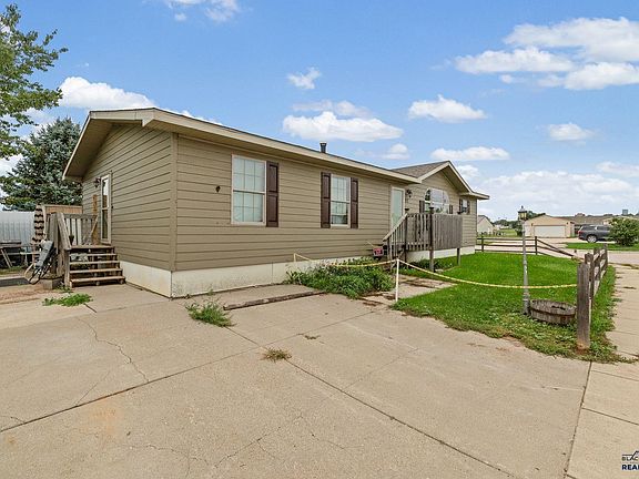 3rd image of 300 E Main St Lot 27