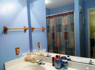 1107 Pine Valley Rd, Jacksonville, NC 28546