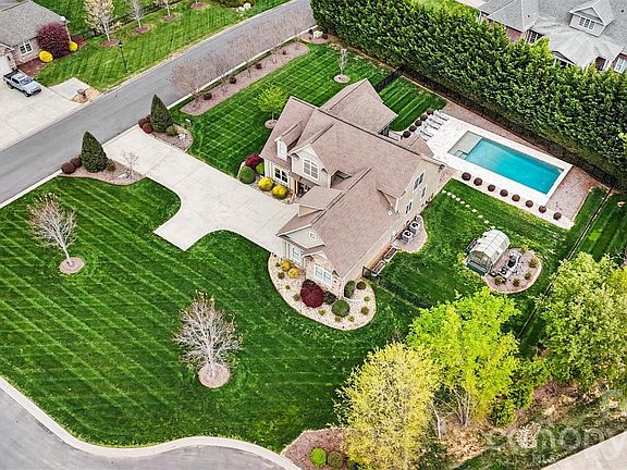 2nd image of 505 Williamsfield Dr