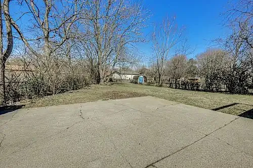 Cozy 3 Bed, 2 Bath Single Family Home in Munford, TN Mo $2300 — Photo 4
