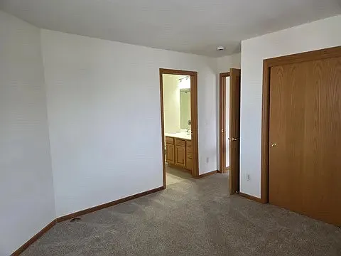 8140 Broadmoor St — Photo 5