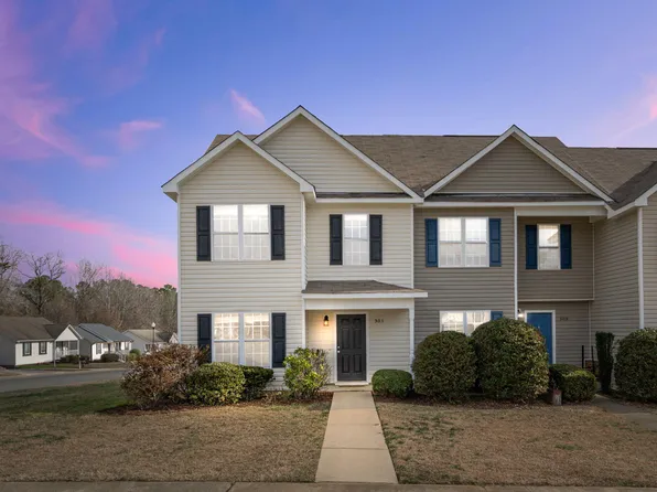 301 Whitehall Ct, Clayton, NC 27520