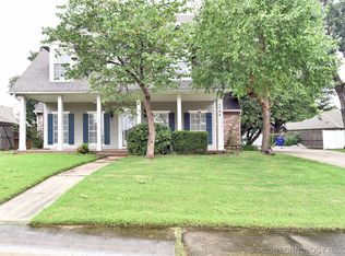 1704 N 12th St, Broken Arrow, OK 74012