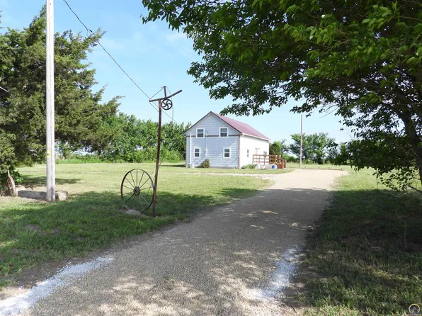 9680 W K Hwy #31, Burlingame, KS 66413