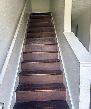 3rd image of 311 Meadows Dr