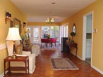3rd image of 3102 Suffolk Dr