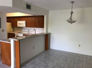 8500 SW 212th St APT 303, Cutler Bay, FL 33189