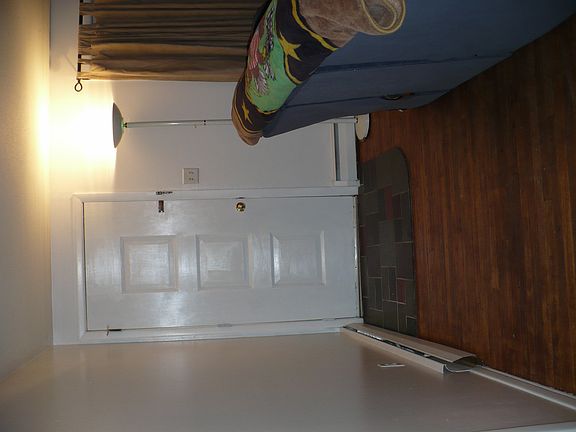 5th image of 600 Camp St
