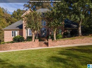 2021 Countryridge Pl, Vestavia, AL 35243