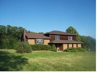 98 Hurd Rd, Swan Lake, NY 12783