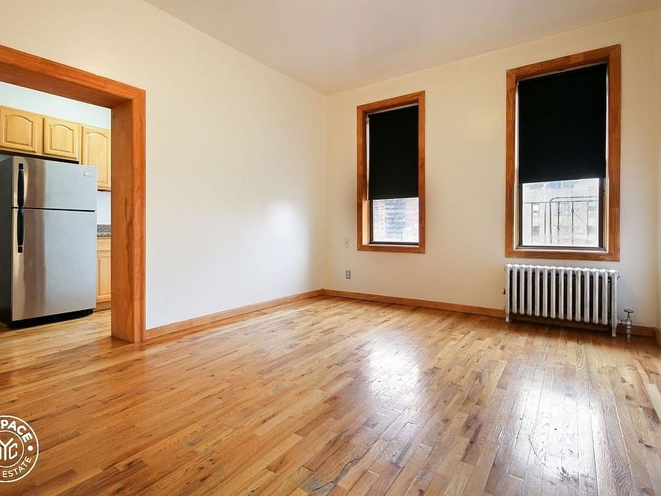 2nd image of 126 Graham Ave #7H