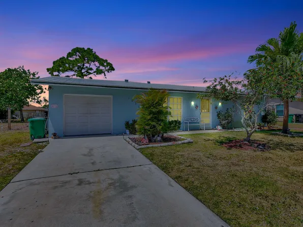 1050 SE Proctor Lane, Port St Lucie, FL 34983