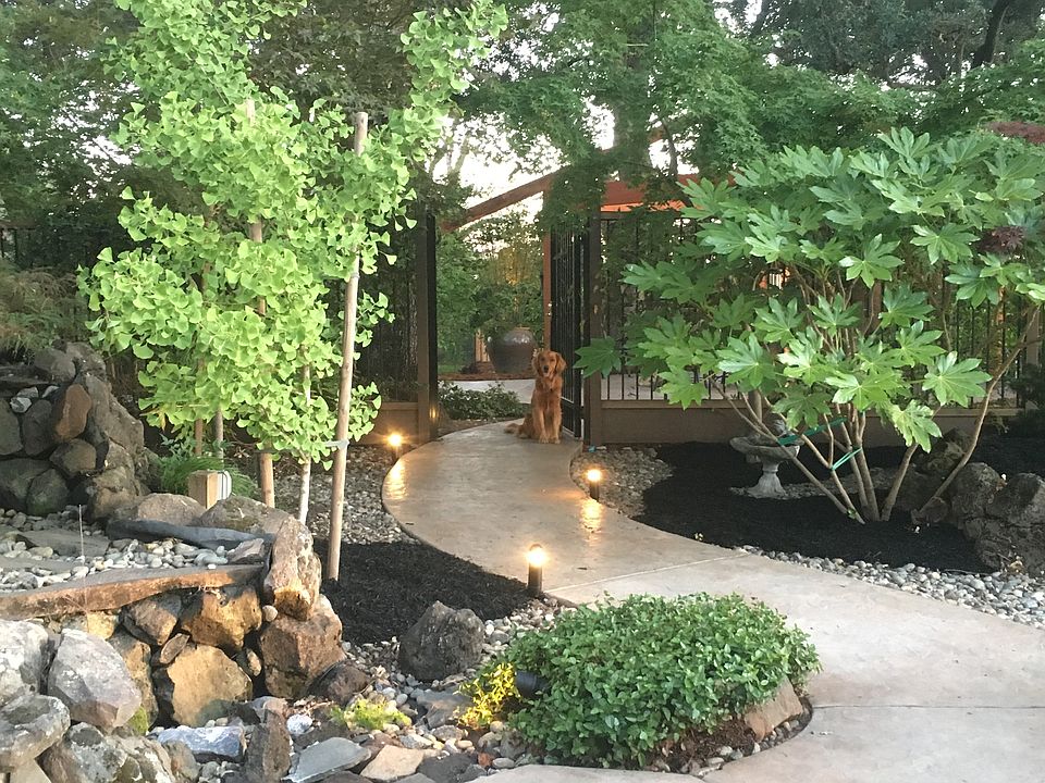 2nd image of 2039 Milan Way