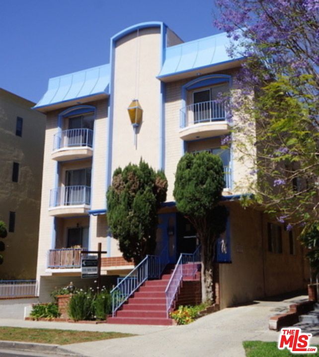 1st image of 1418 S Bentley Ave APT 101