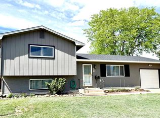 3941 Sheffield Ln, Pueblo, CO 81005