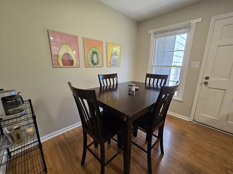 807 Flintwood Ct — Photo 8