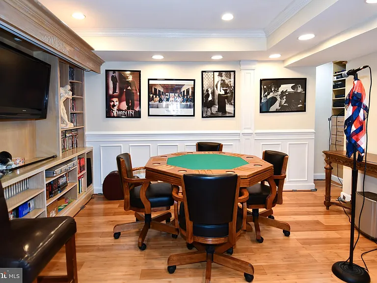 9401 Hickory View Pl — Photo 39