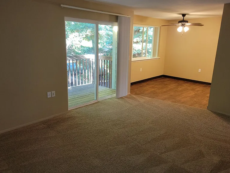 South Vista Apartments — Photo 5