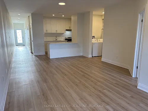 103 Southworth St N #103B Photo 1