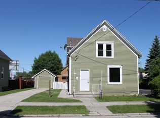 1030 S 25th St, Manitowoc, WI 54220