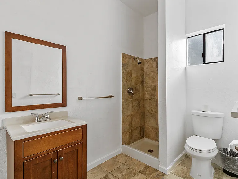 848 Divisadero St #1 — Photo 6