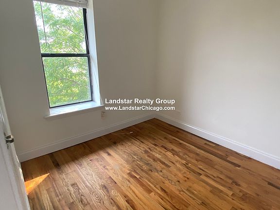 3rd image of 3168 W Eastwood Ave APT 2