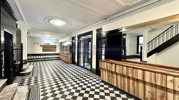 Rented by Sovereign Associates | media 2