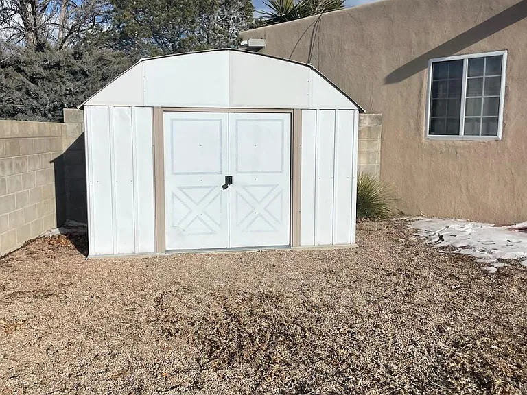 2121 Avenida De Las Alturas — Photo 28