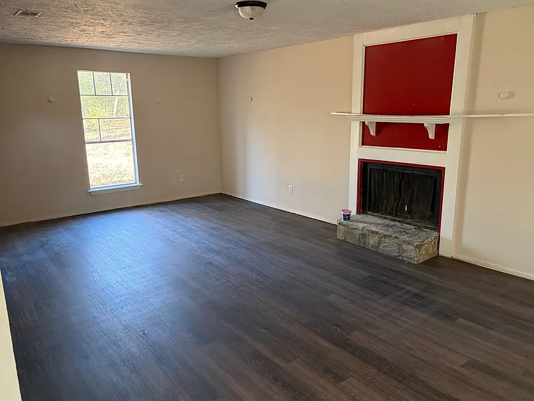 2355 Basswood Dr — Photo 8