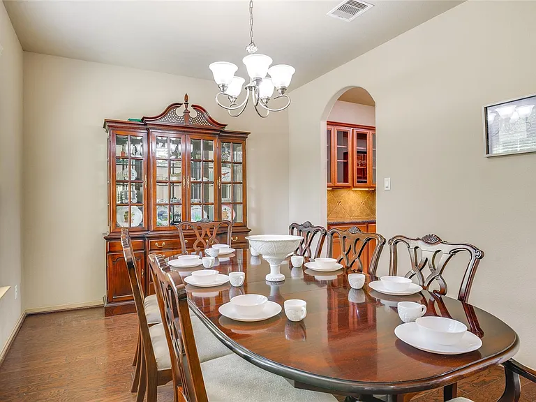 8470 Coral Cove Pass Ln — Photo 7
