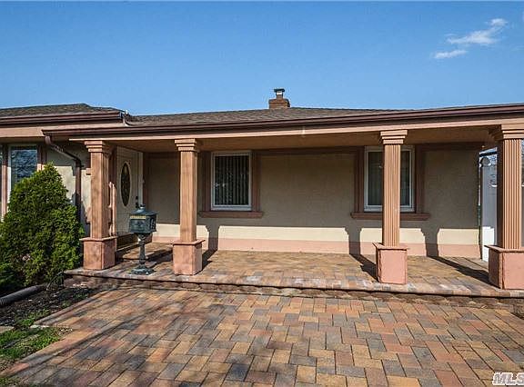 3rd image of 119 Pollok Pl