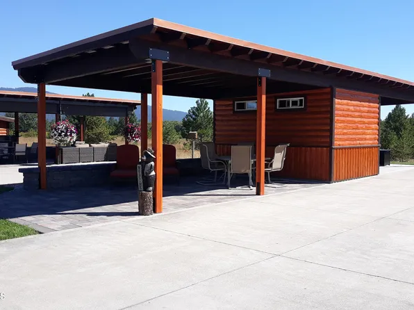51 Sand Trap Ln, Blanchard, ID 83804