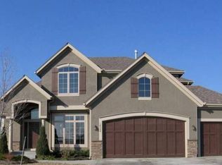 16504 S Woodstone Dr, Olathe, KS 66062