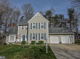 9113 Northedge Dr, Springfield, VA 22153