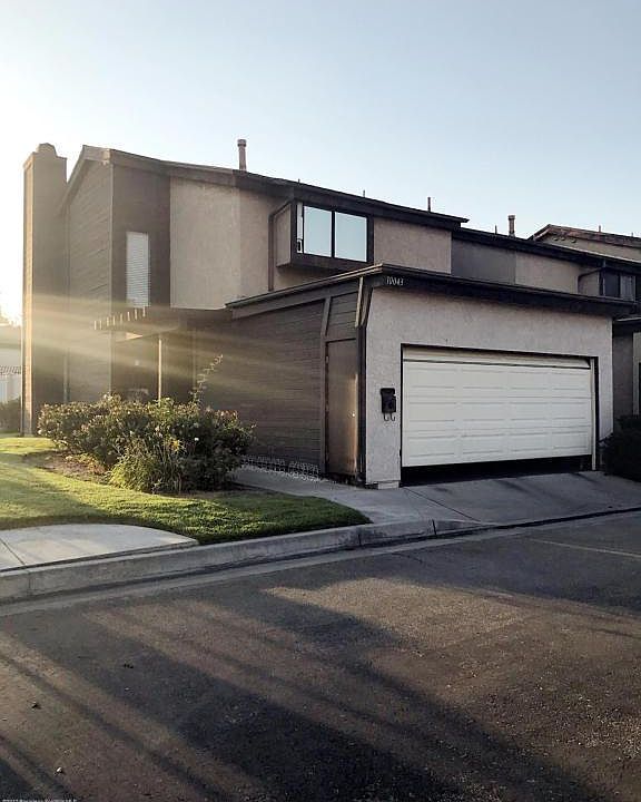1st image of 10043 Aspen Cir