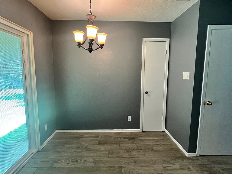 1114 Desirable Dr — Photo 22