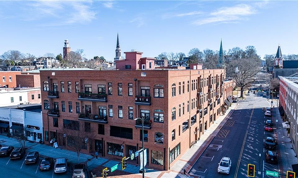 1st image of 1 E 3rd Ave #302