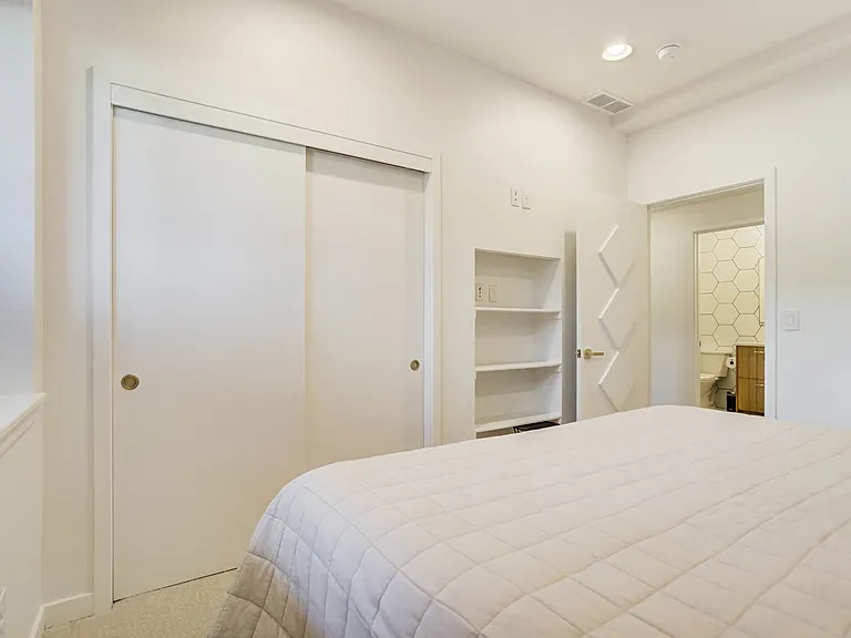 3885 Sierra Vista Rd — Photo 22