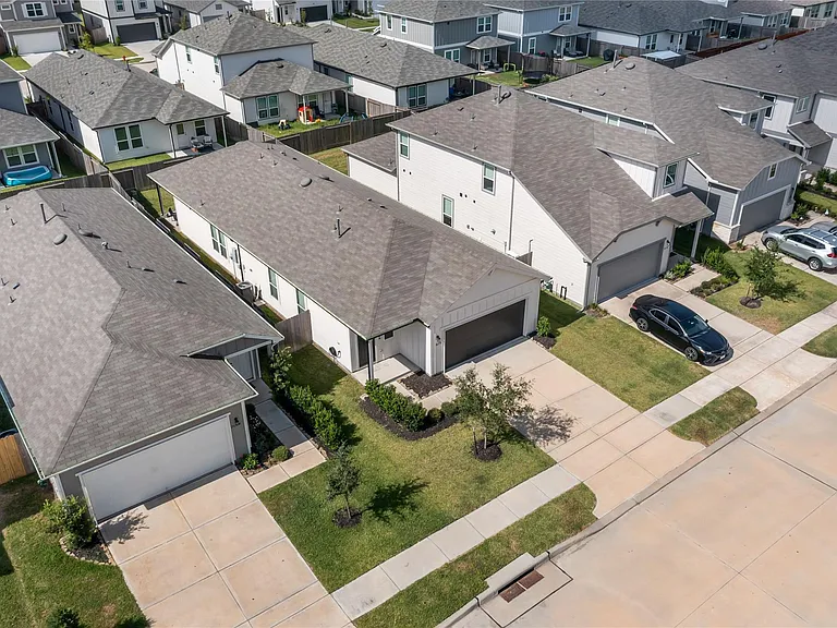 26370 Cedar Sedge Dr — Photo 29