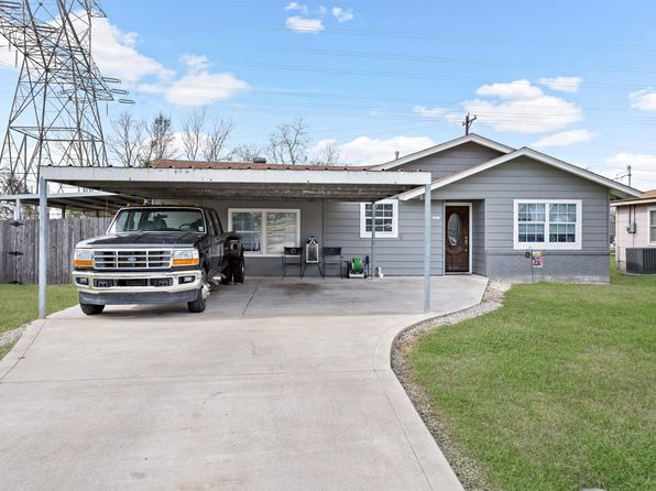 1508 Houston Ave, Nederland, TX 77627