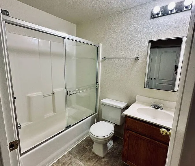 498 Highland Ave #4 — Photo 7