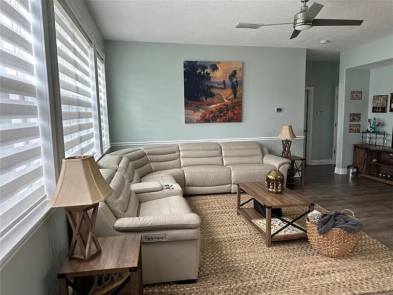 10018 Chorlton Cir — Photo 11