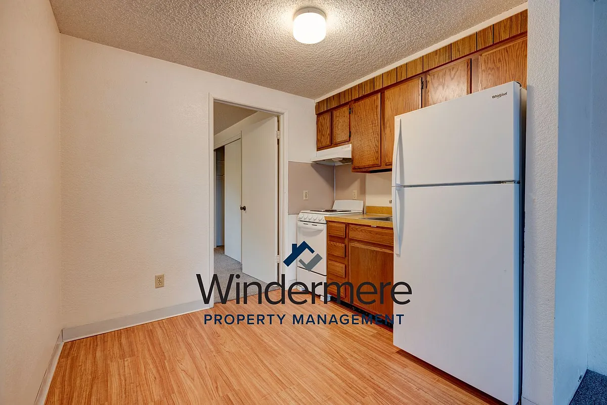 Building Photo - Alpine Village Apartments