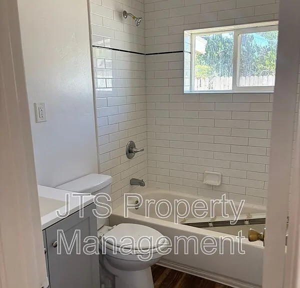 5912 21st Ave — Photo 9