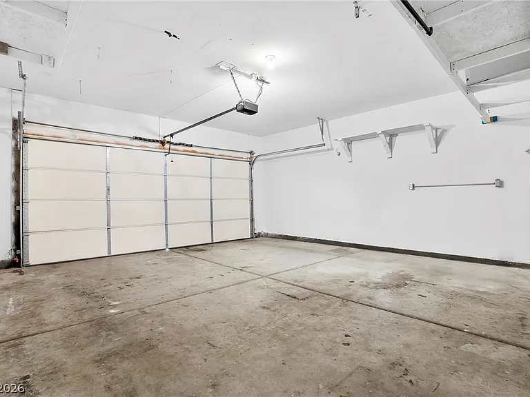8824 Iron Hitch Ave — Photo 24