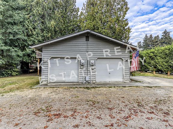 4th image of 1400 Madrona Point Dr #A